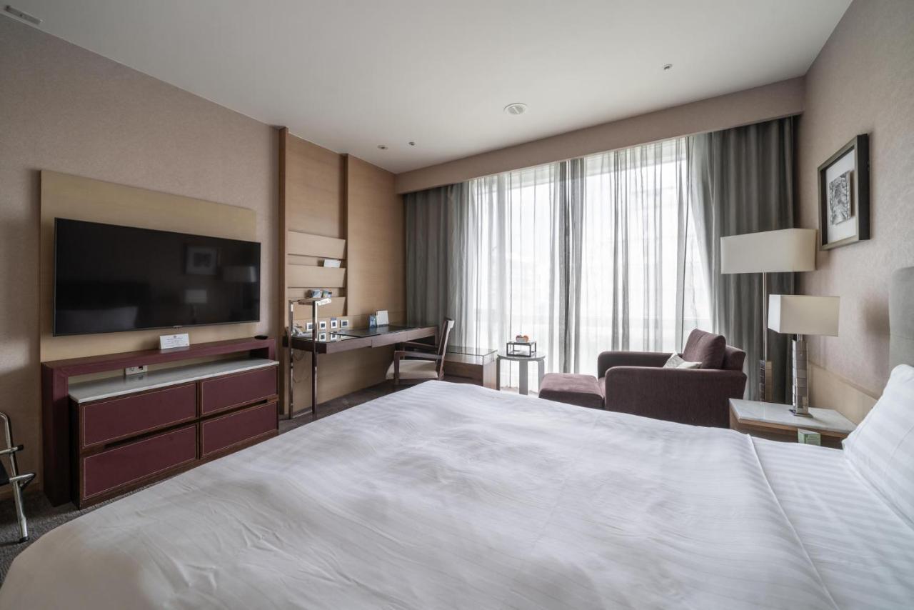 Taipung Suites Tainan Exterior foto